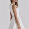 Scarlett Weißes Minikleid aus Baumwolle mit Stickerei und Spitzenbesatz
