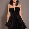 Selina – Mini-Kleid aus schwarzem Samt und Tüll Selina – Mini-Kleid aus schwarzem Samt und Tüll
