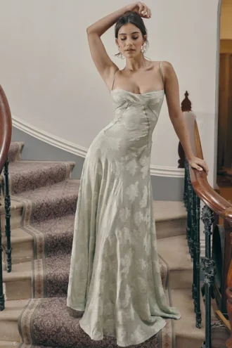 Seren Pistaziengrünes Maxikleid mit Blumenmuster und Schnürung am Rücken