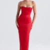 Shani Rotes Satin-Korsetts-Maxikleid Shani Rotes Satin-Korsetts-Maxikleid