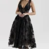 Sianna – Schwarzes Midi-Korsetts-Kleid aus besticktem Tüll Sianna – Schwarzes Midi-Korsetts-Kleid aus besticktem Tüll