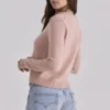 Signature Strickjacke aus Pfirsichfarbenem Kaschmir und Merinowolle Signature Strickjacke aus Pfirsichfarbenem Kaschmir und Merinowolle