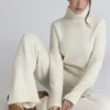 Skye Ivory Rollkragen-Pullover aus Merinowolle Skye Ivory Rollkragen-Pullover aus Merinowolle