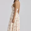 Solada Midi-Halterkleid aus Georgette mit Vintage-Rosenprint in Elfenbein Solada Midi-Halterkleid aus Georgette mit Vintage-Rosenprint in Elfenbein