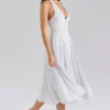 Solada Neckholder-Sommerkleid aus Georgette mit Polka-Dot-Print Solada Neckholder-Sommerkleid aus Georgette mit Polka-Dot-Print
