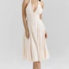 Solada Vintage-Halter-Sommerkleid aus cremefarbenem Georgette Solada Vintage-Halter-Sommerkleid aus cremefarbenem Georgette