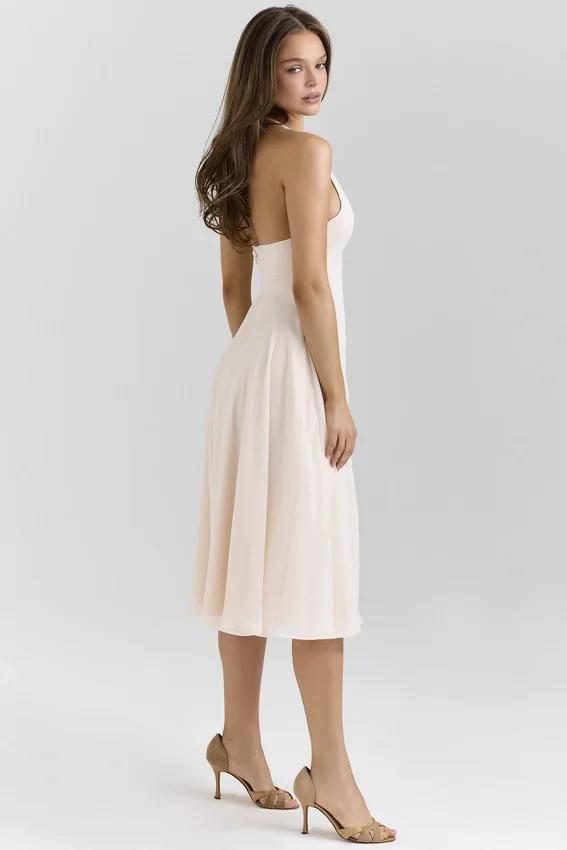 Solada Vintage-Halter-Sommerkleid aus cremefarbenem Georgette Solada Vintage-Halter-Sommerkleid aus cremefarbenem Georgette
