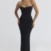 Solaine – Schwarzes Spitzen-Korsetts-Maxikleid Solaine – Schwarzes Spitzen-Korsetts-Maxikleid