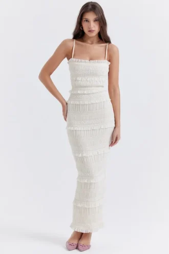 Solana – Elfenbeinfarbenes Maxikleid mit Pailletten und Falten