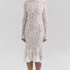Sophia Vintage Elfenbeinfarbenes, figurbetontes Midi-Kleid aus Spitze Sophia Vintage Elfenbeinfarbenes, figurbetontes Midi-Kleid aus Spitze