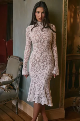 Sophia Vintage Elfenbeinfarbenes, figurbetontes Midi-Kleid aus Spitze