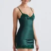 Soraya Forest Satin-Kleider Soraya Forest Satin-Kleider