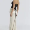 Sorcha Maxikleid in Schwarz und Champagner mit Korsetts Sorcha Maxikleid in Schwarz und Champagner mit Korsetts