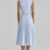 Soretta Blaues, plissiertes Midi-Kleid aus Baumwolle mit Schnürung Soretta Blaues, plissiertes Midi-Kleid aus Baumwolle mit Schnürung