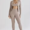 Sylvia Taupe Gerippte Strickjacke Sylvia Taupe Gerippte Strickjacke