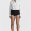 Tahni Schwarze Shorts mit hoher Taille Tahni Schwarze Shorts mit hoher Taille