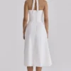 Tallulah – Weißes Midi-Kleid aus Baumwolle mit Neckholder Tallulah – Weißes Midi-Kleid aus Baumwolle mit Neckholder