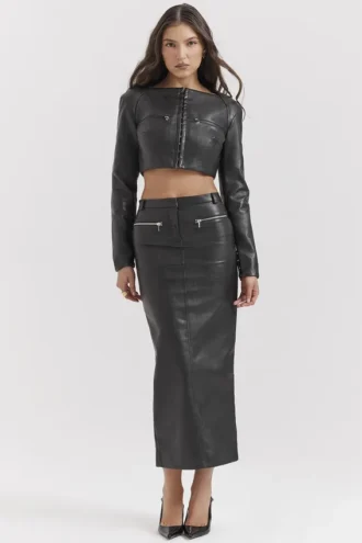 Tana – Maxirock aus schwarzem veganem Leder Tana – Maxirock aus schwarzem veganem Leder