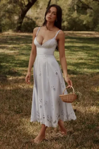 Tatiana Bluebell Midi-Sommerkleid aus Spitze und Baumwolle mit Broderie Anglaise