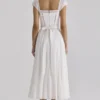 Thea Weißes Voile-Maxikleid mit Broderie Anglaise Thea Weißes Voile-Maxikleid mit Broderie Anglaise