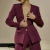 Theodora Weinroter Blazer mit tiefem V-Ausschnitt Theodora Weinroter Blazer mit tiefem V-Ausschnitt