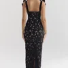 Tiff – Maxikleid aus schwarzem Samt und Spitze Tiff – Maxikleid aus schwarzem Samt und Spitze