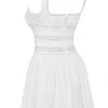 Tiffani – Weißes Minikleid mit Spitzenbesatz Tiffani – Weißes Minikleid mit Spitzenbesatz