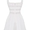 Tiffani – Weißes Minikleid mit Spitzenbesatz Tiffani – Weißes Minikleid mit Spitzenbesatz