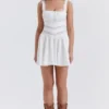 Tiffani – Weißes Minikleid mit Spitzenbesatz Tiffani – Weißes Minikleid mit Spitzenbesatz