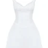 Tilly Weißes Minikleid mit Biesen Tilly Weißes Minikleid mit Biesen