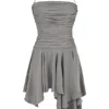 Valeria Smoke – Asymmetrisches Kleid mit Raffungen Valeria Smoke – Asymmetrisches Kleid mit Raffungen