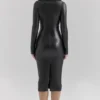 Viola – Langärmliges Midikleid aus schwarzem veganem Leder Viola – Langärmliges Midikleid aus schwarzem veganem Leder