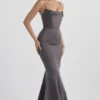 Violette Shadow Satin Fishtail Abendkleid Violette Shadow Satin Fishtail Abendkleid