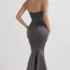 Violette Shadow Satin Fishtail Abendkleid Violette Shadow Satin Fishtail Abendkleid