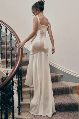 Vittoria Champagnerfarbenes bodenlanges Chiffon-Abendkleid