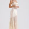 Vittoria Champagnerfarbenes bodenlanges Chiffon-Abendkleid Vittoria Champagnerfarbenes bodenlanges Chiffon-Abendkleid