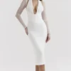 Weißes Midi-Kleid „Yasmin“ mit tiefem Ausschnitt Weißes Midi-Kleid „Yasmin“ mit tiefem Ausschnitt