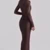 Yasmeen Espresso-braunes Maxikleid aus Spitze und drapiertem Satin Yasmeen Espresso-braunes Maxikleid aus Spitze und drapiertem Satin