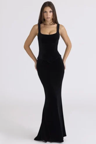 Yasmina – Maxikleid aus schwarzem Samt in Sanduhrform – Limited Edition