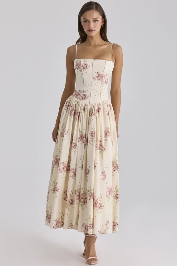 Ysabella Elfenbeinfarbenes Midi-Sommerkleid aus Baumwolle mit Vintage-Rosenprint Ysabella Elfenbeinfarbenes Midi-Sommerkleid aus Baumwolle mit Vintage-Rosenprint