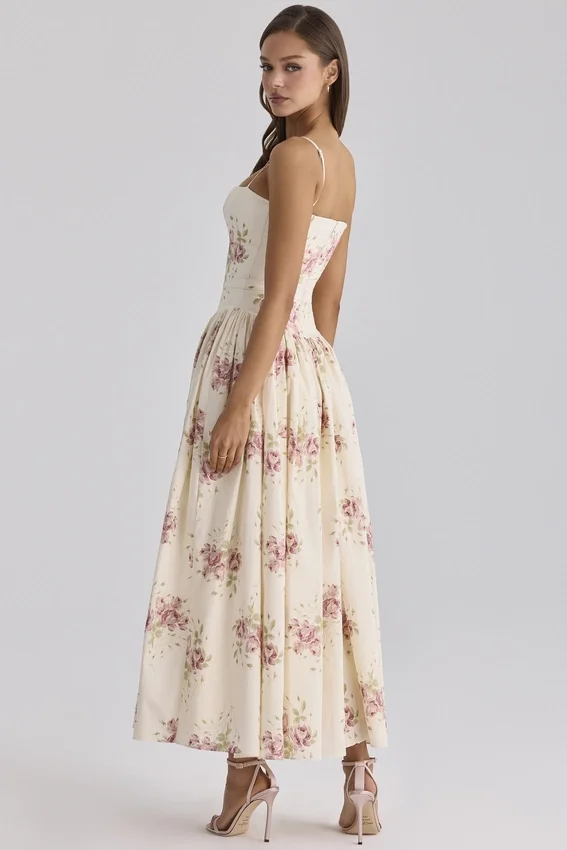 Ysabella Elfenbeinfarbenes Midi-Sommerkleid aus Baumwolle mit Vintage-Rosenprint Ysabella Elfenbeinfarbenes Midi-Sommerkleid aus Baumwolle mit Vintage-Rosenprint