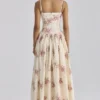 Ysabella Elfenbeinfarbenes Midi-Sommerkleid aus Baumwolle mit Vintage-Rosenprint Ysabella Elfenbeinfarbenes Midi-Sommerkleid aus Baumwolle mit Vintage-Rosenprint
