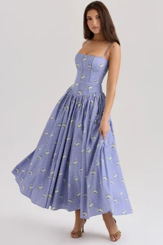 Ysabella Midi-Sommerkleid aus Stretch-Baumwolle mit blauem Gänseblümchen-Print