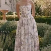 Ysabella Off-White Vintage-Midi-Sommerkleid aus Baumwolle mit Schleifenprint Ysabella Off-White Vintage-Midi-Sommerkleid aus Baumwolle mit Schleifenprint