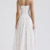 Ysabella Weißes Baumwoll-Sommerkleid mit Blumenprint Ysabella Weißes Baumwoll-Sommerkleid mit Blumenprint
