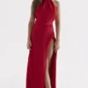 Zanab Maxikleid mit Oberschenkelausschnitt in Rot Zanab Maxikleid mit Oberschenkelausschnitt in Rot