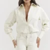 Zuri-Hemden aus elfenbeinfarbenem Denim Zuri-Hemden aus elfenbeinfarbenem Denim